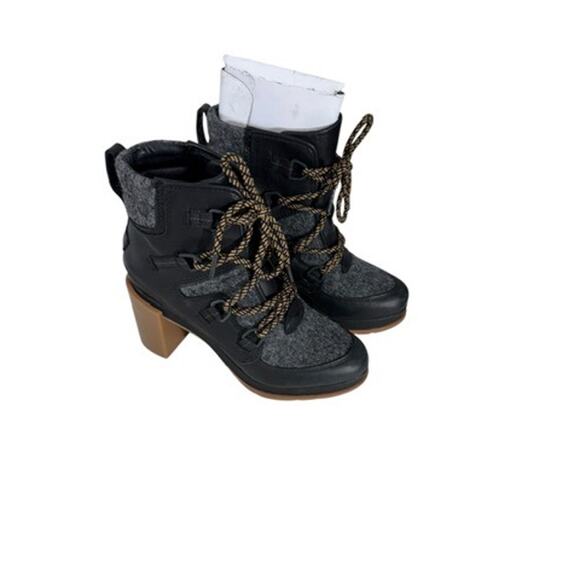 "SOREL" Blake Lace Up Blk Bootie SZ 8 Chunky Heel Quiet Luxury Old Money Goth - Picture 4 of 10